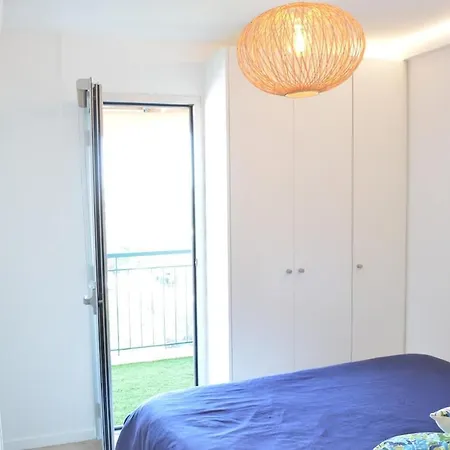 Appartement 2p Vue Antibes